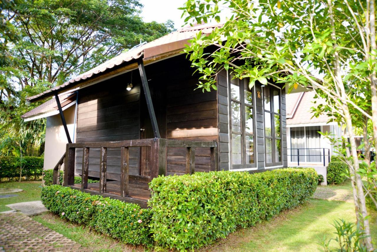 Chanpraya Resort Chanthaburi Esterno foto