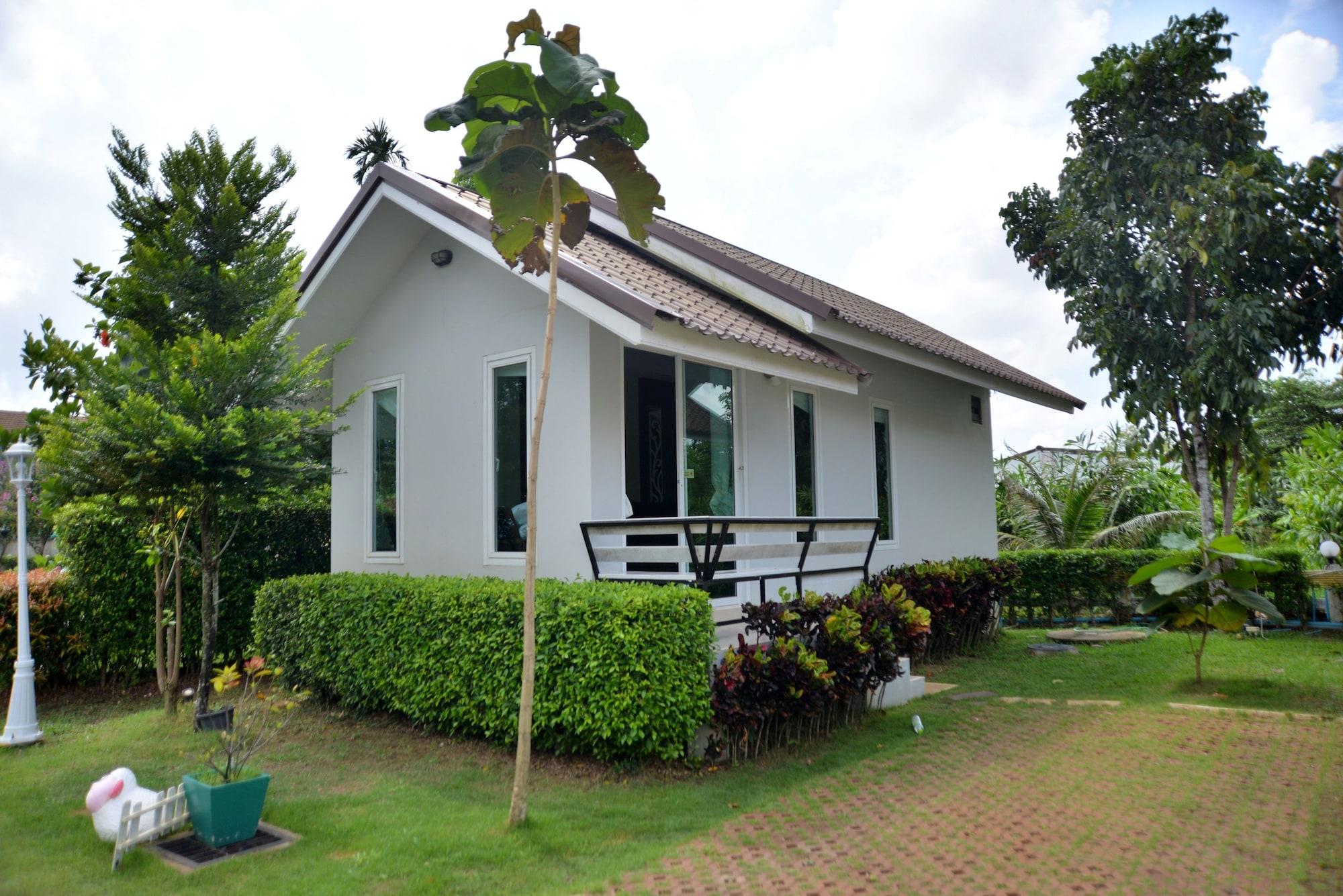 Chanpraya Resort Chanthaburi Esterno foto