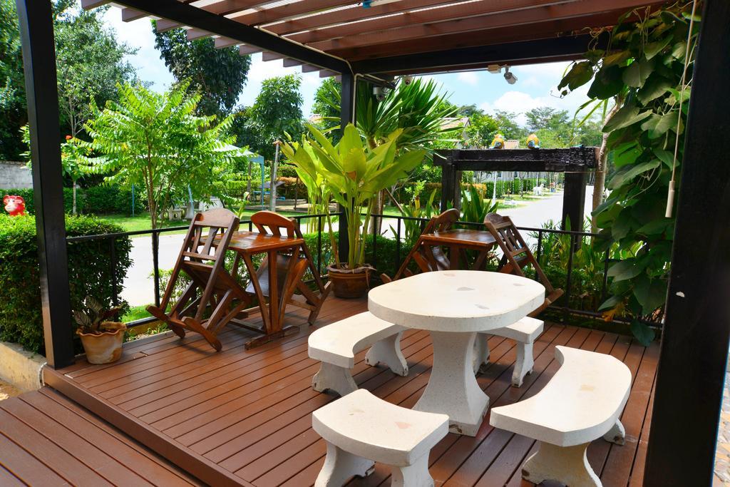 Chanpraya Resort Chanthaburi Esterno foto